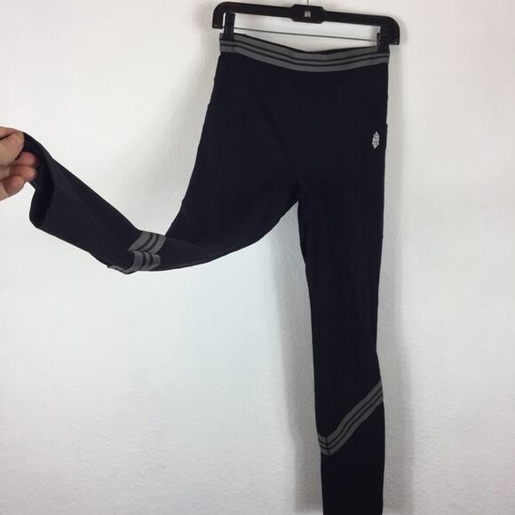 Free People Movement Zephyr High Waisted Zip Ankle Legging Black Size Small - Picture 10 of 12